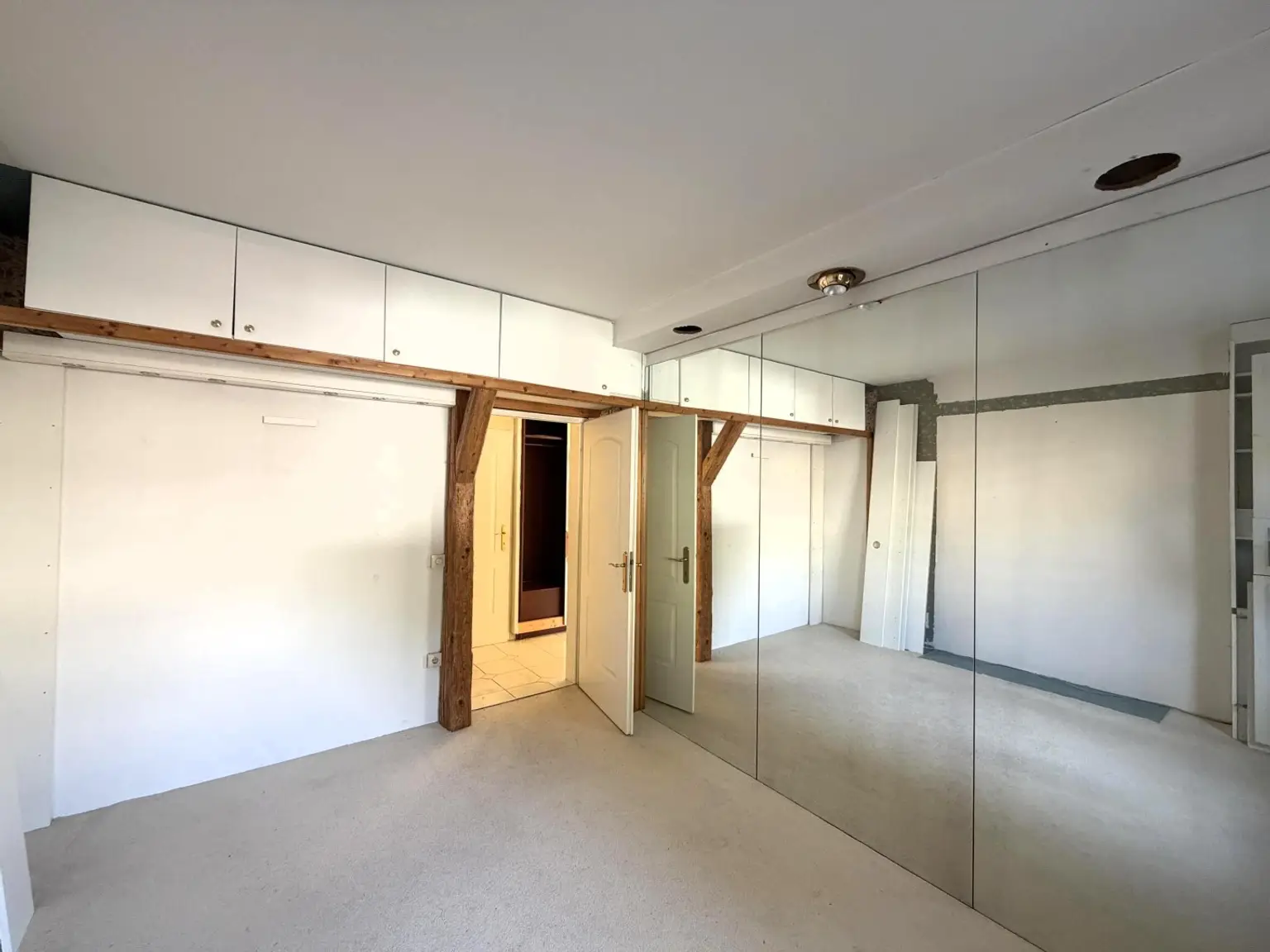 Schlafzimmer 2 von 2