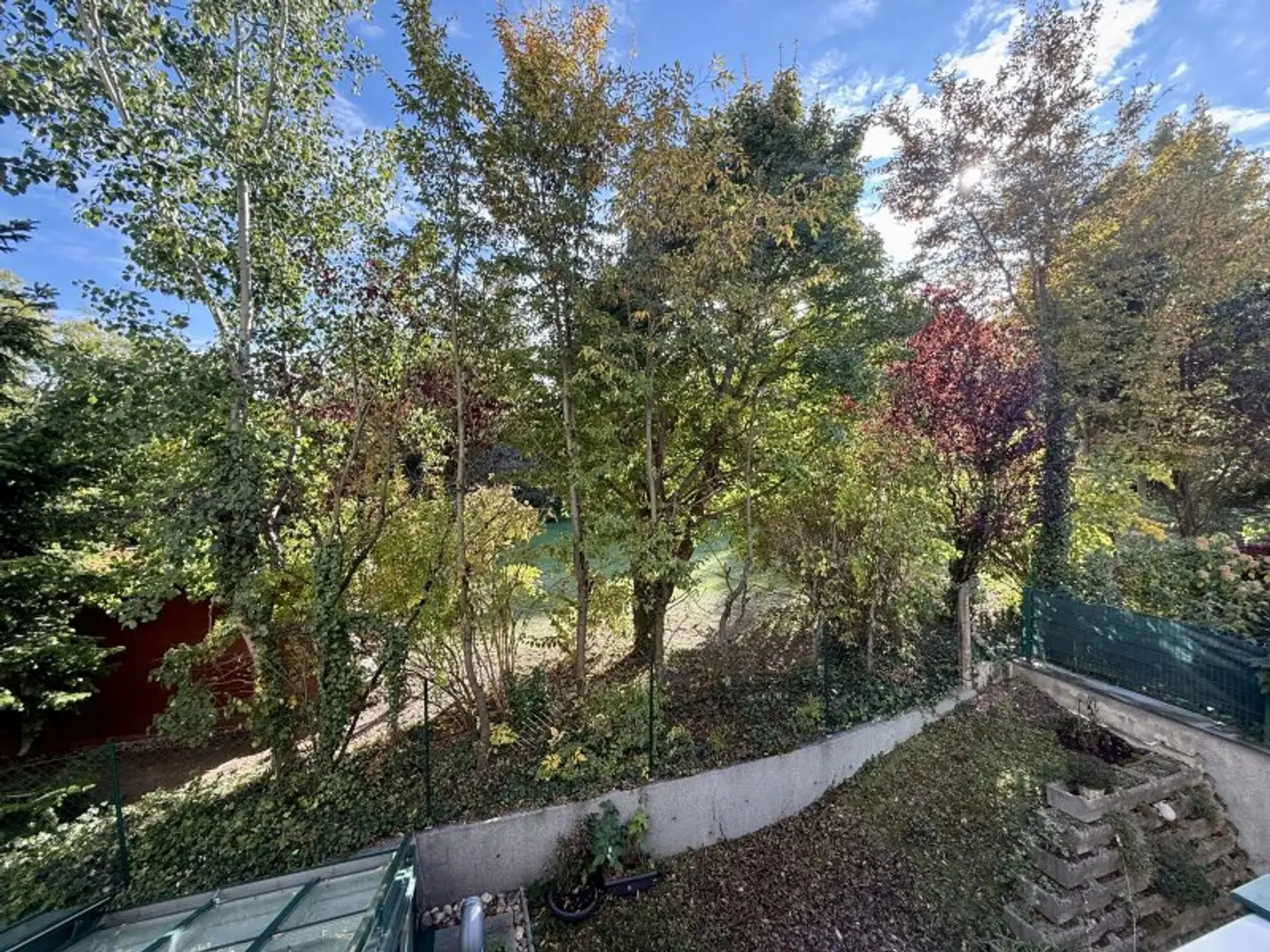 absolute Ruhelage: Helle, sonnige 3 Zimmer Wohnung mit Balkon und Terrasse in Grünlage Ober St.Veits 1130 zu mieten!