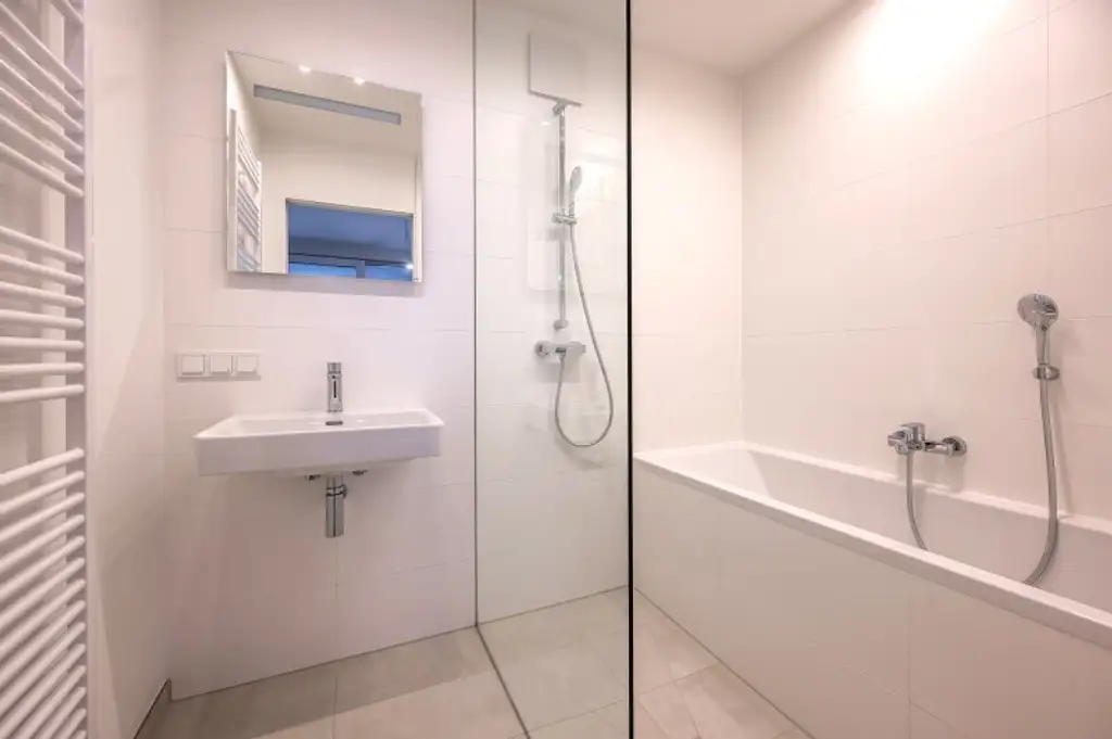 ++MOLLARD 50++ Stylish 2-room apartment right in the heart of the city (3/8)