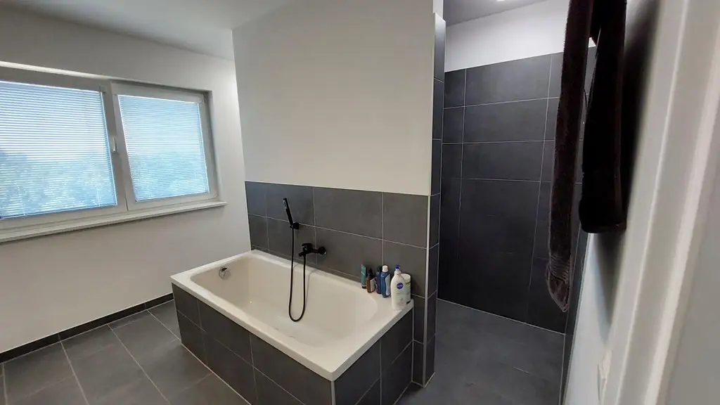 Neues Eigenheim mit traumhafter Aussicht und neuer Photovoltaikanlage!