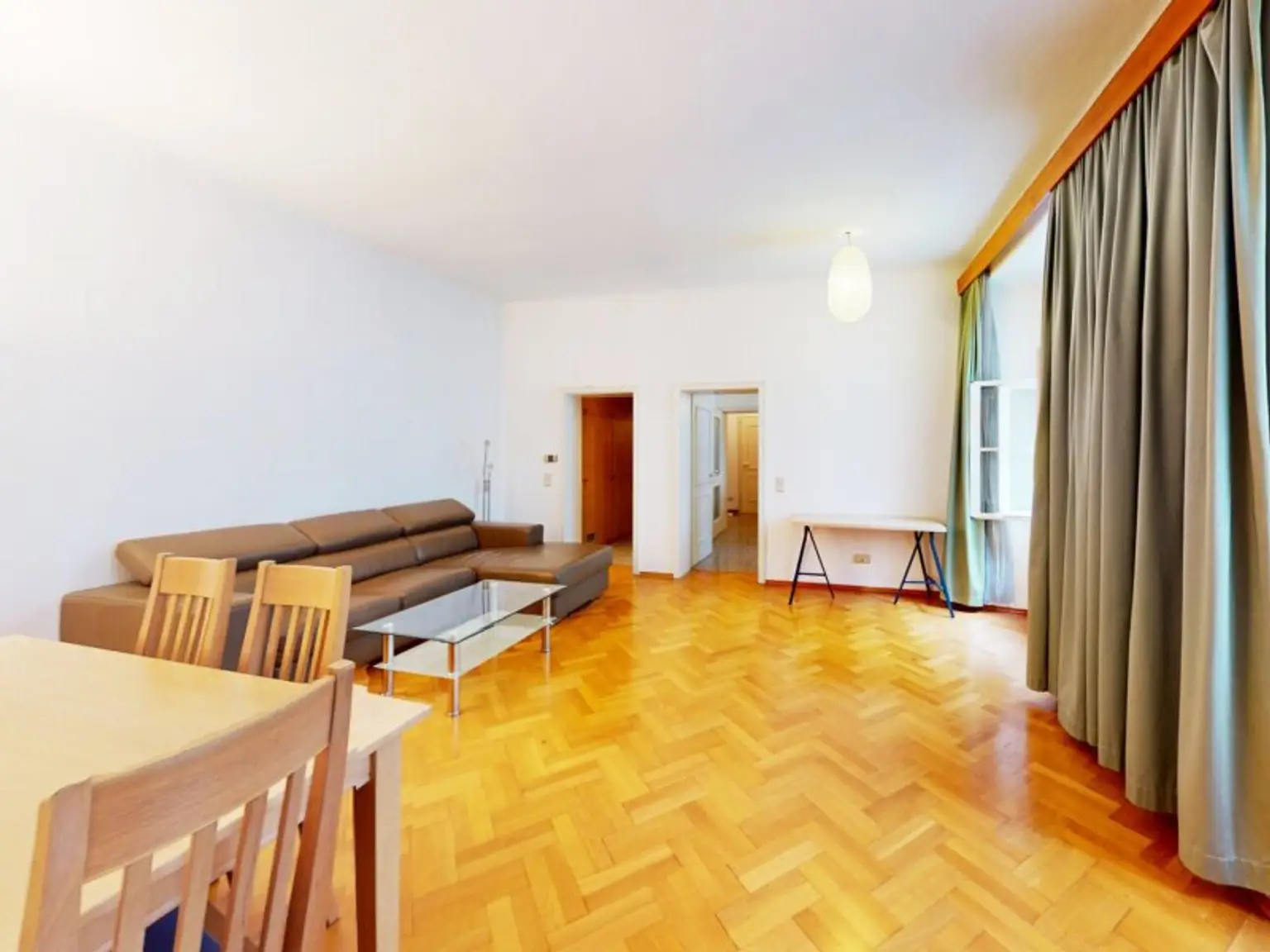 Wohnen an der Seilerstätte! Premium-Lage 1. Bezirk! 2-Zimmer-Altbauwohnung!