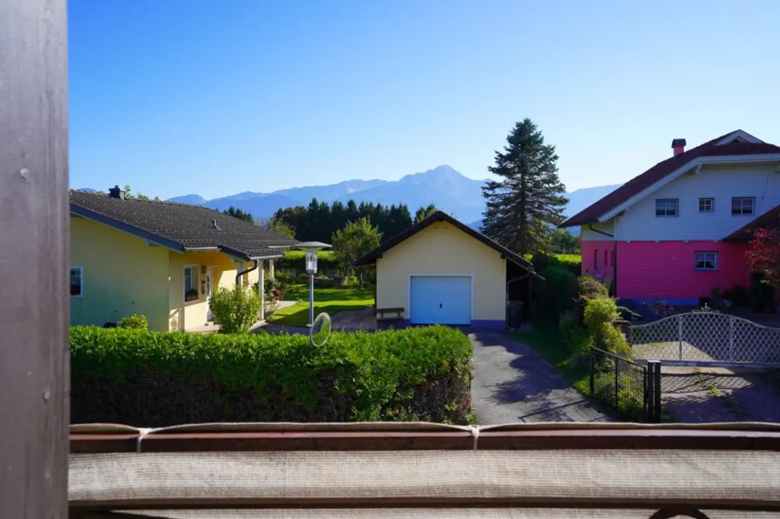 Ihr neues Zuhause in Wernberg – Platz für Familie, Arbeit & Freizeit