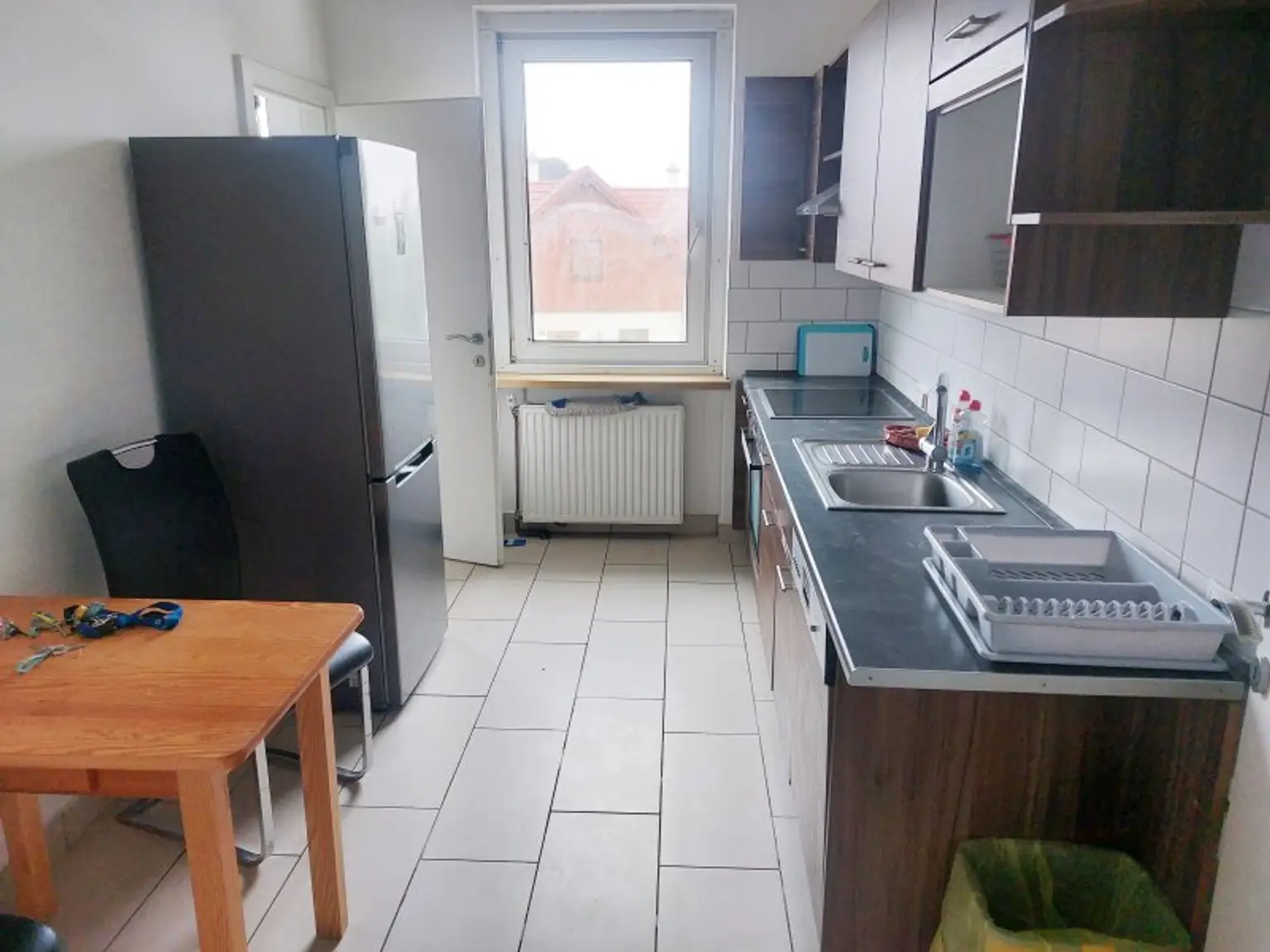 145 m² möblierte 5-Zimmer-Dachterrassenwohnung mit Untervermietrecht bzw. als WG / Arbeiterquartier