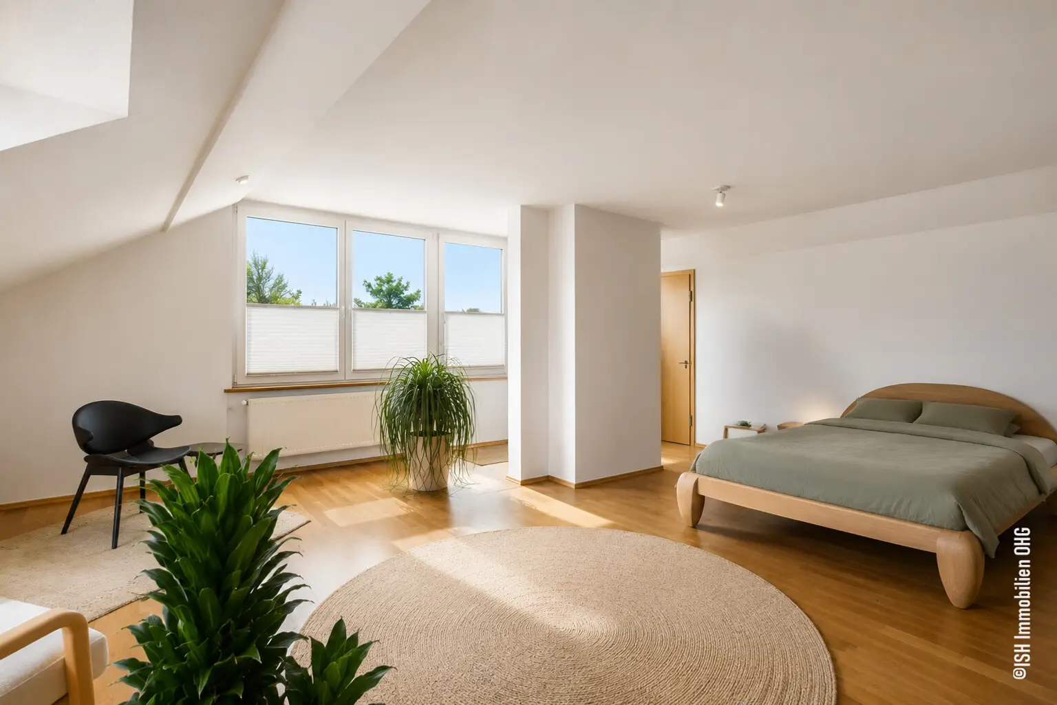 Schlafzimmer DG