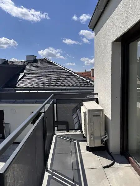 ERSTBEZUG Dachgeschoßwohnung mit Balkon in Stammersdorf  - Winzergefühl im Sehnsuchtsort der Wiener - 1210 Wien