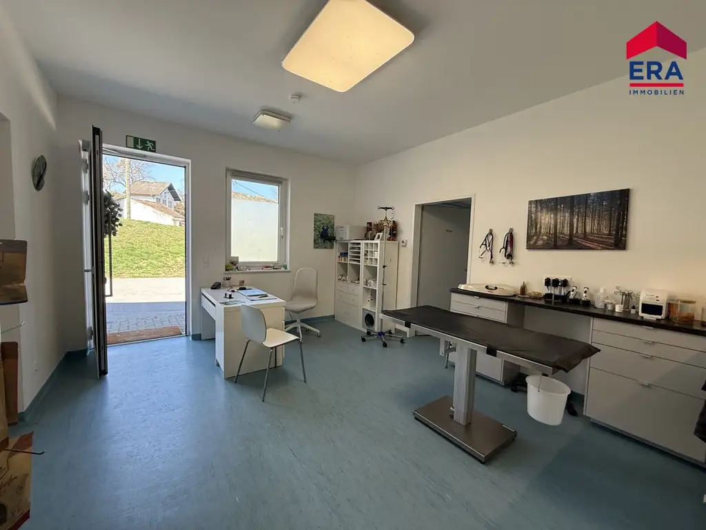 Hochwertige Bürofläche in zentraler Lage von Bad Pirawarth!