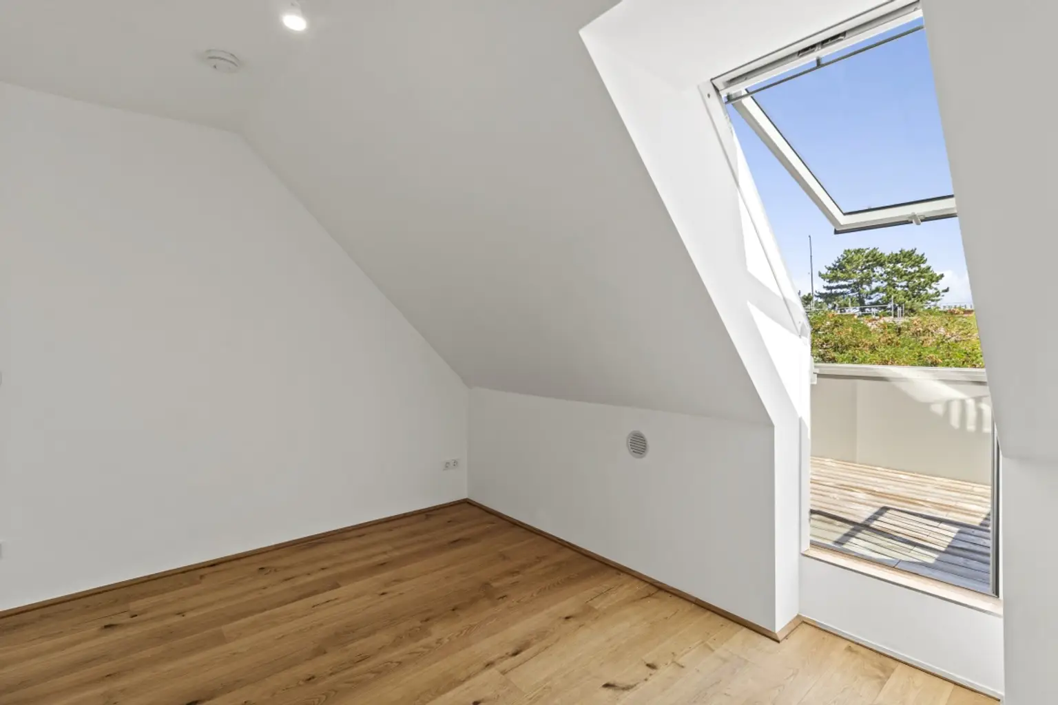 O | ++ DG-MAISONETTE mit WEITBLICK ++ im PROJEKT KARL74 | Prima Service Immobilien