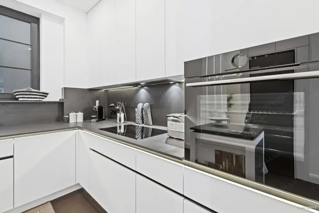Luxuriöse, komplett möblierte Designerwohnung mit Balkon in Bestlage Döbling – barrierefrei & bezugsfertig