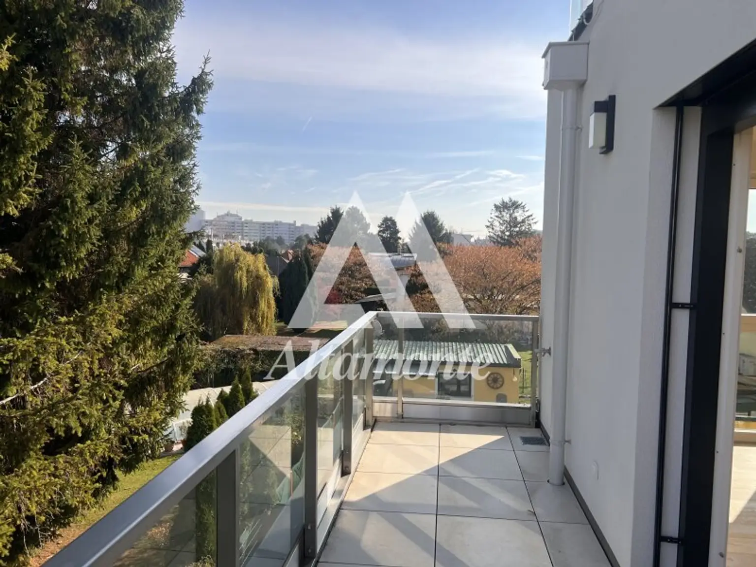 Erstbezug! Lichtdurchflutete 2-Zimmer-Wohnung nahe Donauzentrum