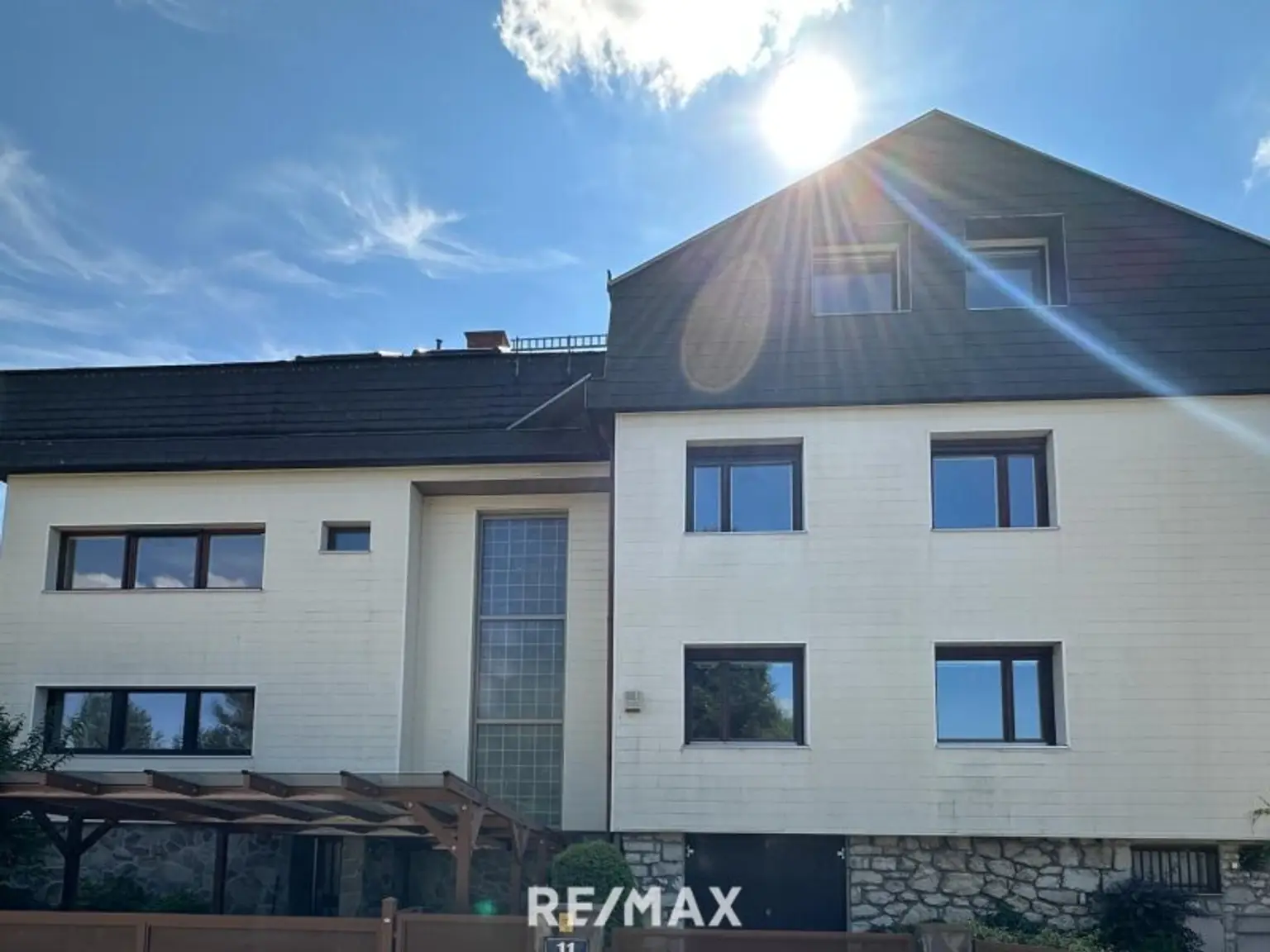 Exklusives Einfamilienhaus in Hietzing – Geräumig, ruhig gelegen und mit Entwicklungspotenzial