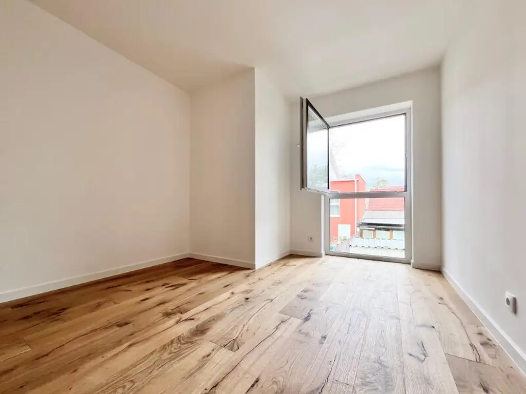 NÄHE U2: ERSTBEZUG IN GRÜNRUHELAGE I ideal für Pärchen & Familien I  Aufzug I Fußbodenheizung & Kühlung I Luft-Wasser-Wärmepumpe I elektrische Raffstores