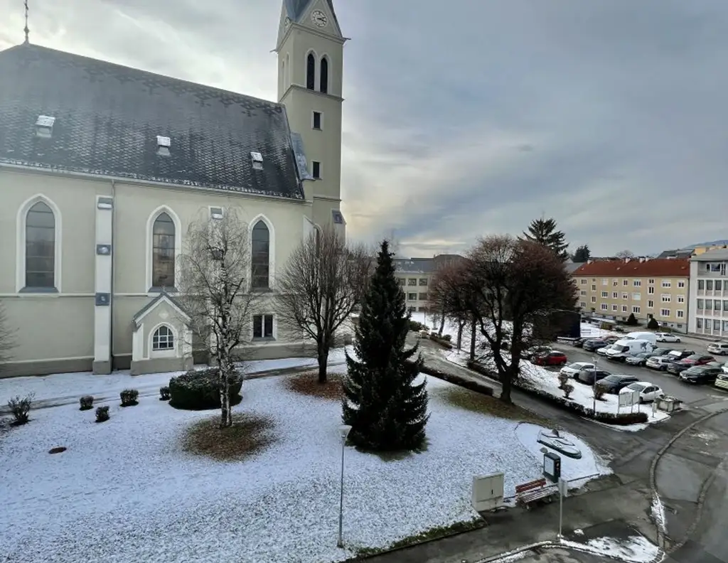 Investition für Anleger: Zinshaus mit 8 Wohnungen und 2 Garagen in Zeltweg, Steiermark