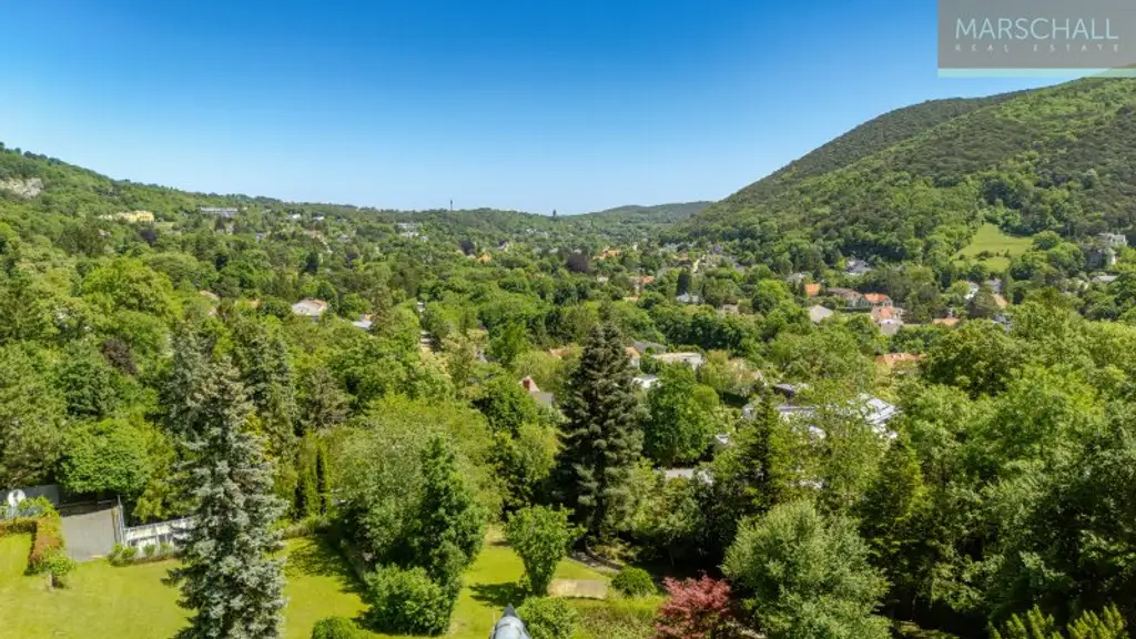 Elegantes Anwesen mit großzügigem Grundbesitz (11.045 m²) zur Vermietung