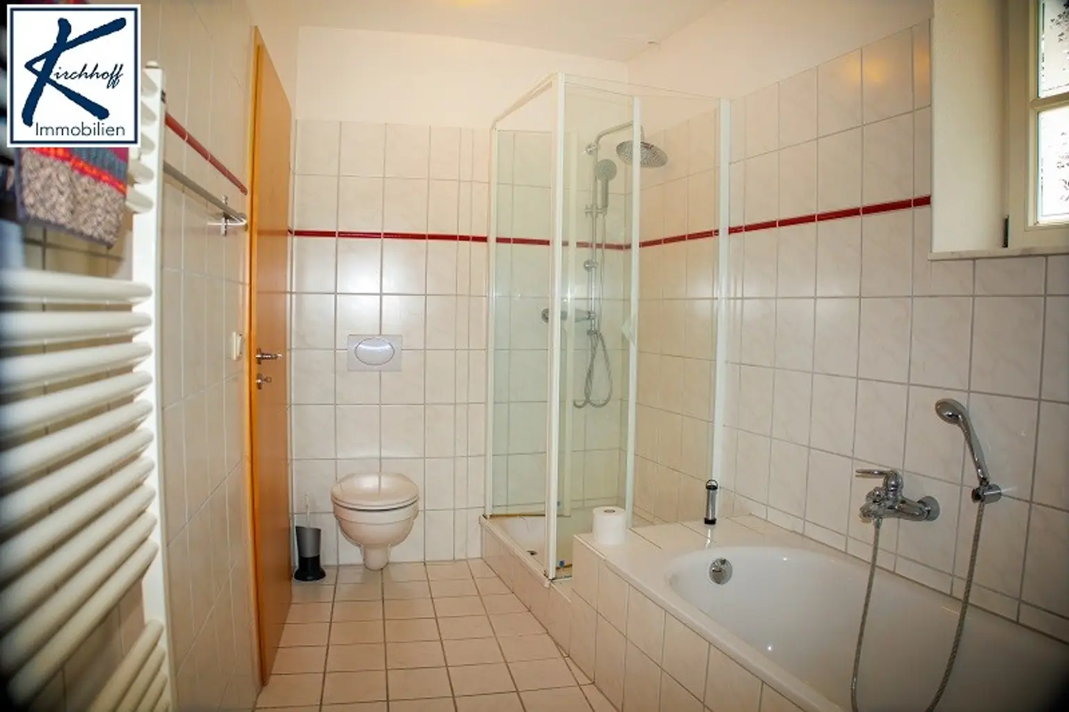 Badezimmer im OG