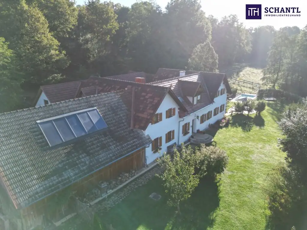 SENSATIONELLES JUWEL! Exklusiver Vierkanthof im Thermenland Steiermark – Wohnen, Reiten & Leben mit Pool und Natur!
