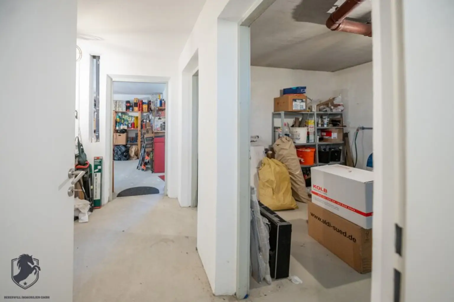 Exklusives Niedrigenergie-Einfamilienhaus mit Vollkeller auf 1.008 m² Grundstück in ruhiger Bestlage von Pixendorf