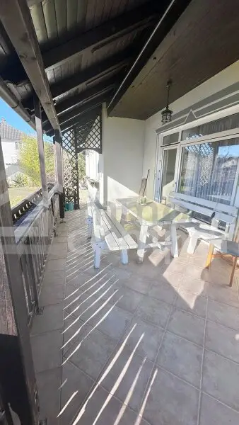 Geräumiges Wohnhaus mit viel Außenfläche!