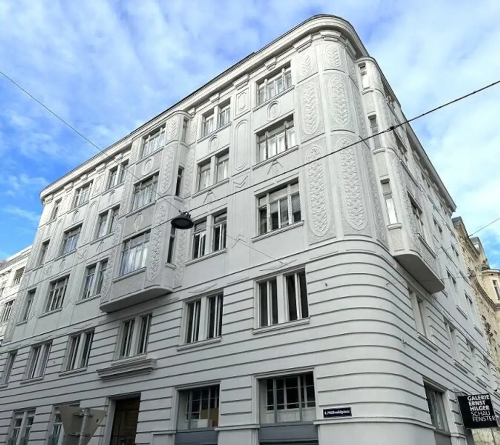 MÖLLWALDPLATZ, U1-NÄHE, 124 m2 ALTBAU, Wohnküche, 2 Zimmer, klimatisiert, 2 Bäder, Parketten, Loggia, 1. Liftstock, provisionsfrei