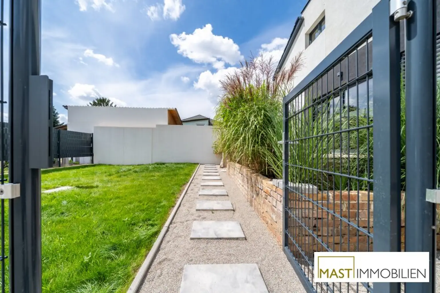 Familientraum nahe Wien! 6-Zimmer-Einfamilienhaus mit Garten & Terrasse