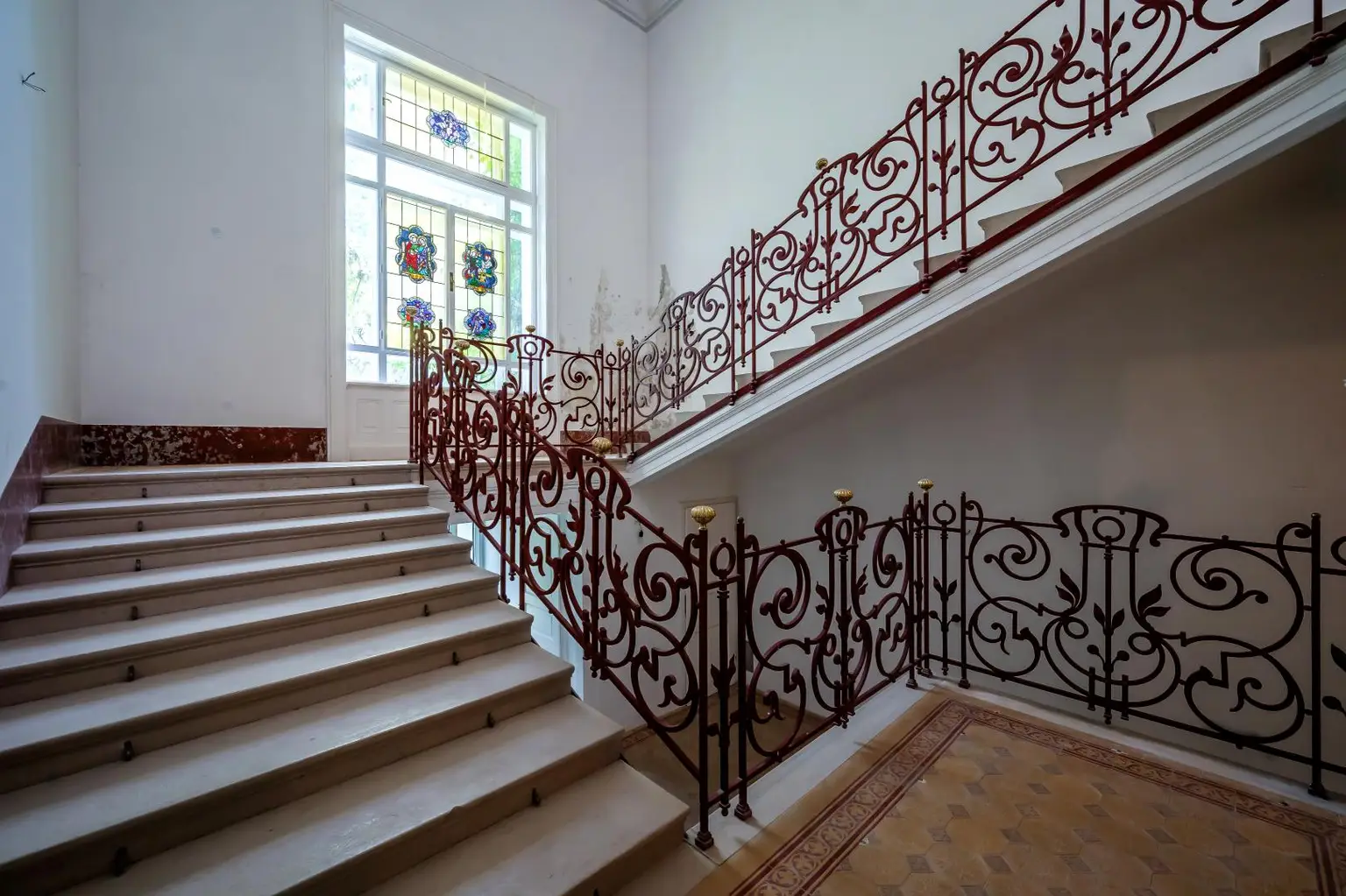Rarität: Stadt-Villa mit weitläufigem Garten an exklusiver Hietzinger Adresse