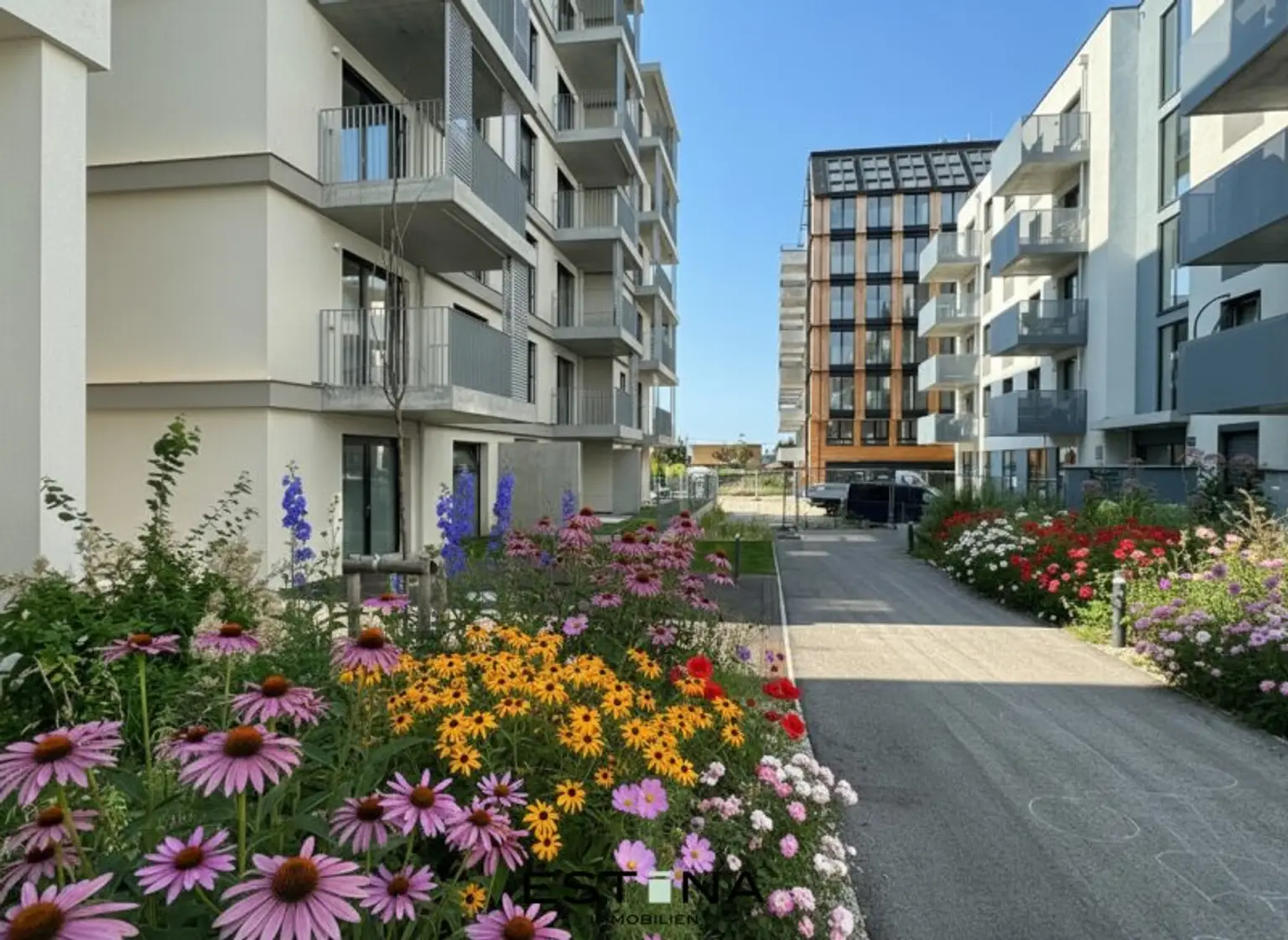 ERSTBEZUG Helle 2-Zimmerwohnung mit Balkon in ruhiger Lage
