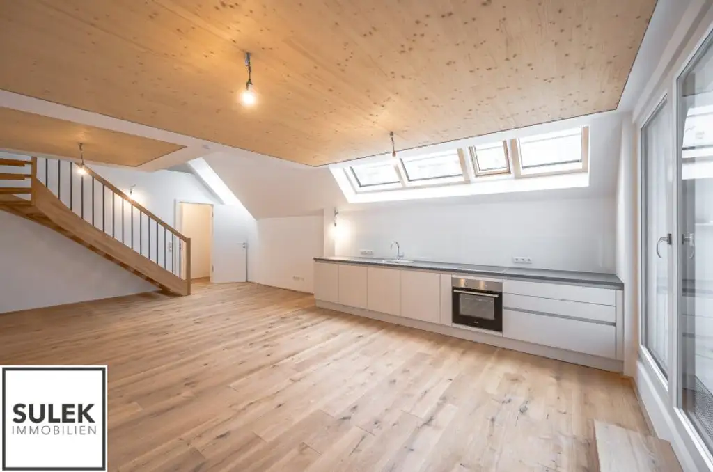 Dachgeschoßwohnung im Herzen des 2. Bezirks – 72 m² Wohnkomfort