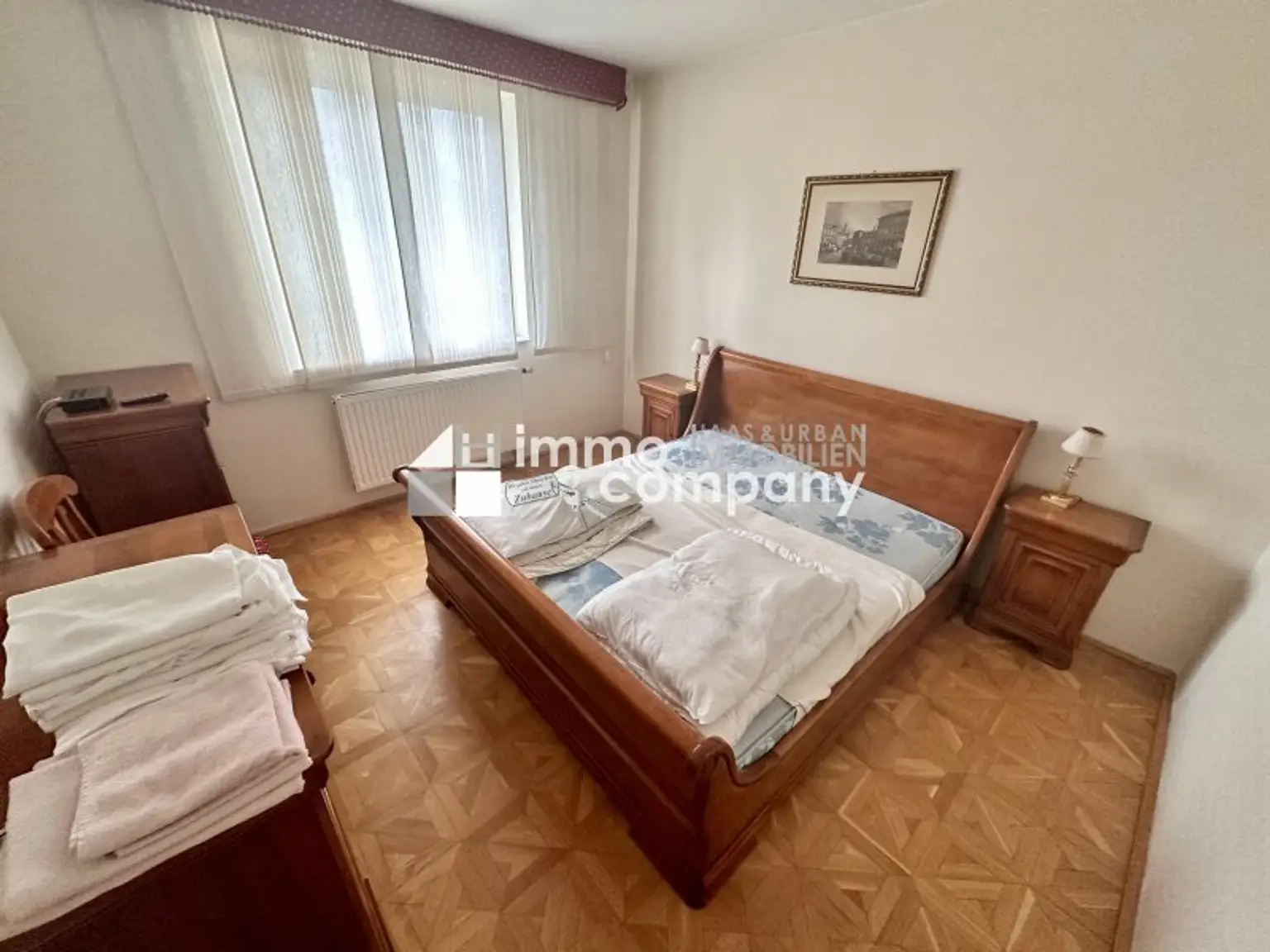 Gemütliche Wohnung in Lassee: 39m² mit Stadtblick, Einbauküche und Parkplatz!