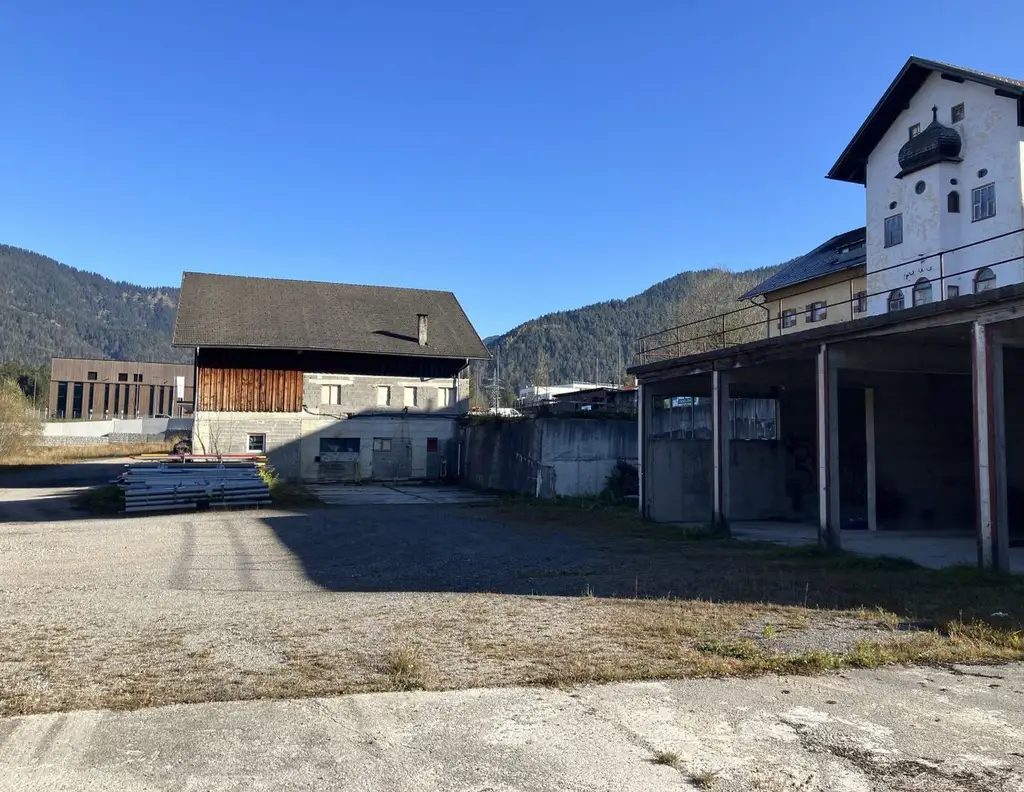 Über 11.500 m² Gewerbefläche in Reutte/ Breitenwang direkt an der B179 zu vergeben!