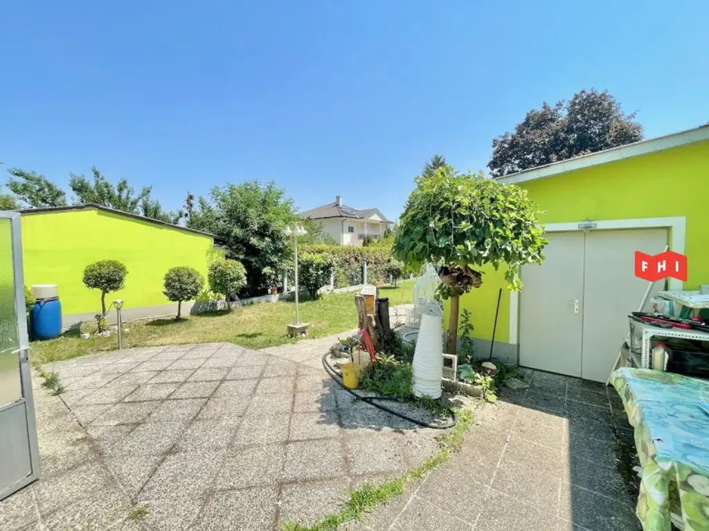 Erweiterbares 4 Zimmer Einfamilienhaus mit Garage, Pool & Gartenhaus