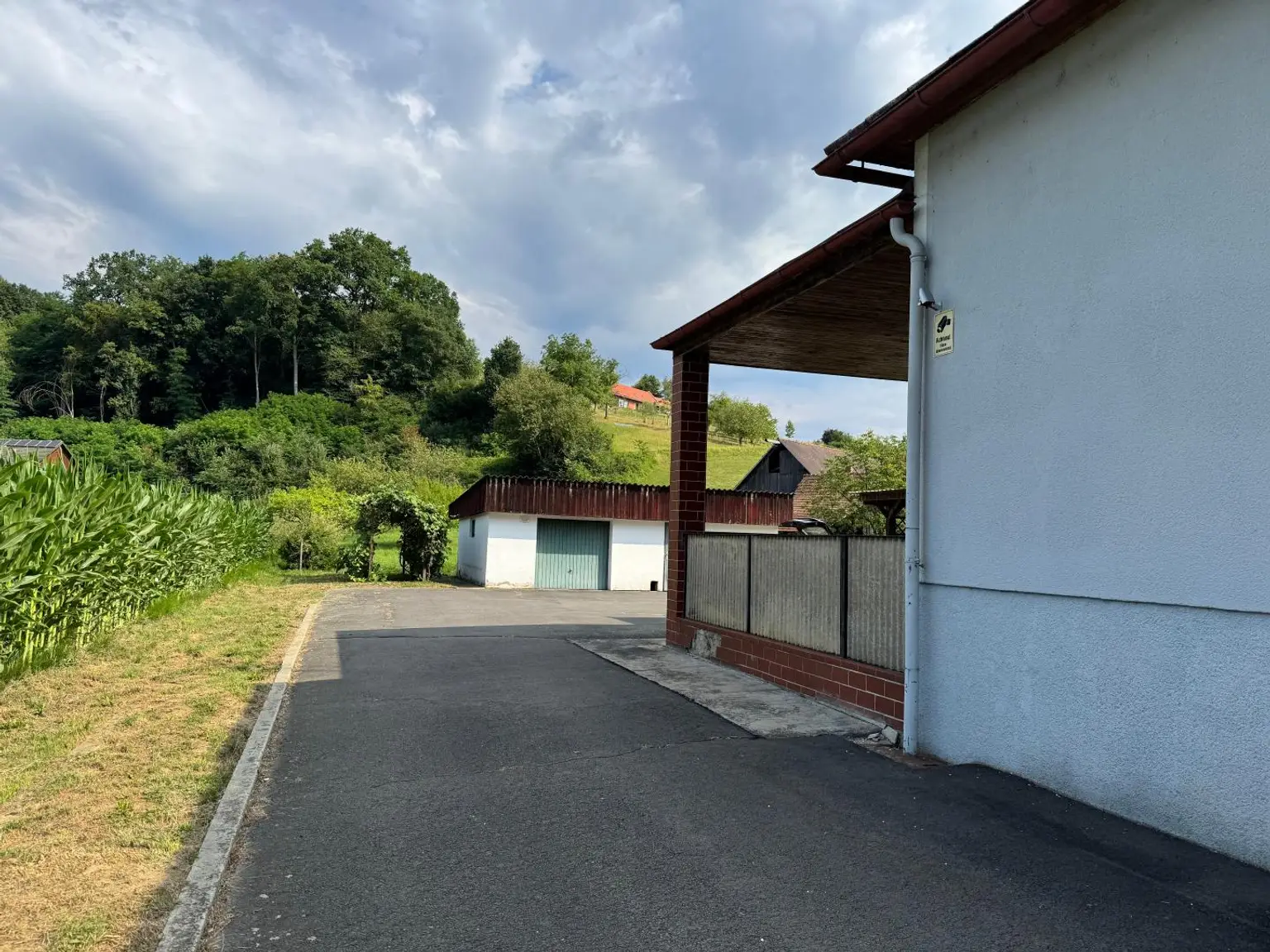Gepflegter Bungalow auf dem Land mit großzügigem Grundstück