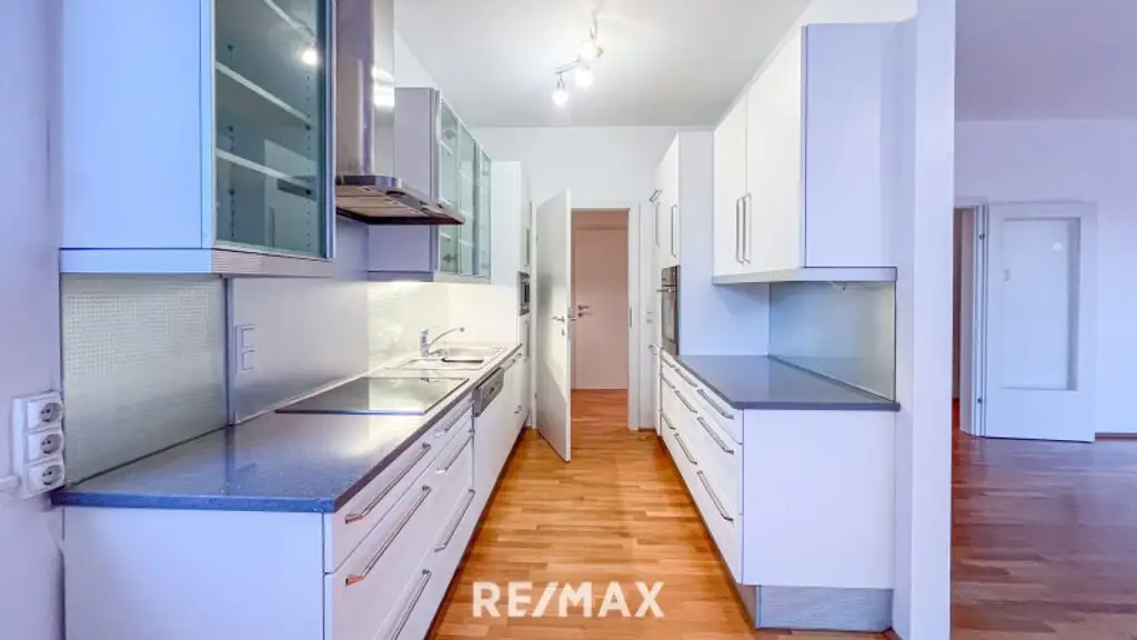 Exklusive 3-Zimmer-Wohnung mit großer Terrasse und Grünblick