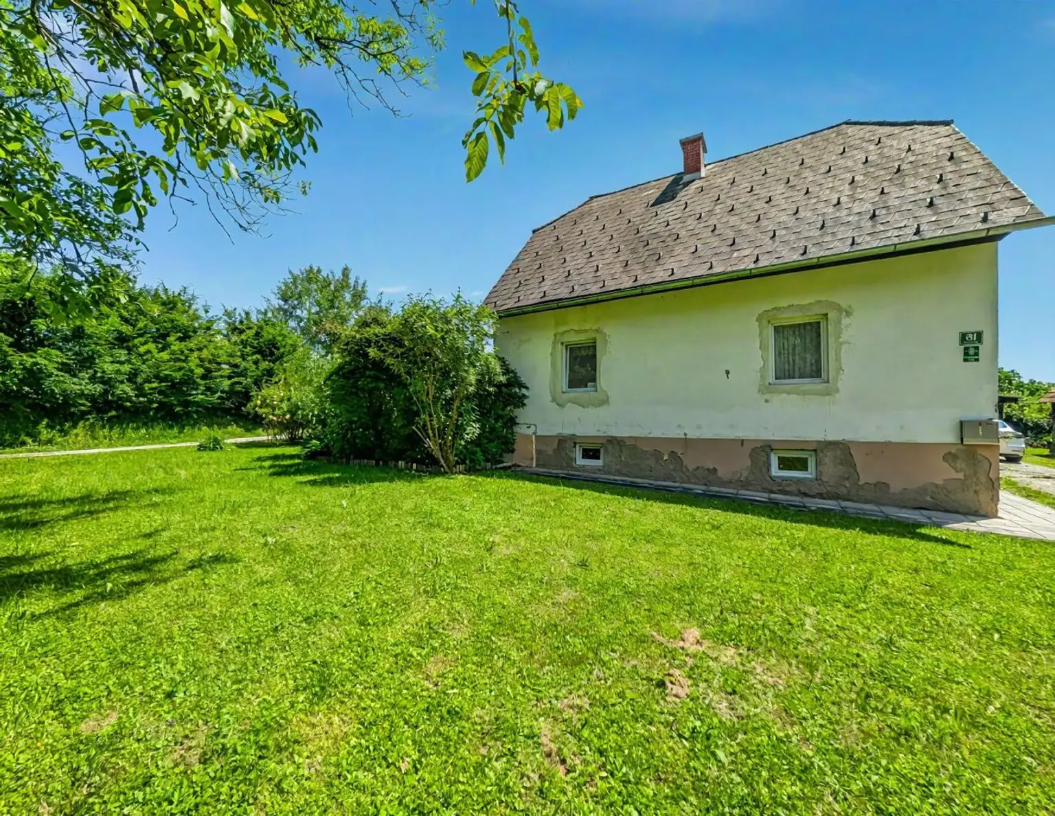 Baugrundstück mit Altbestand - Potenzial für Neubau oder Sanierung/Erweiterung in Ruhelage in Raaba-Grambach bei Graz!