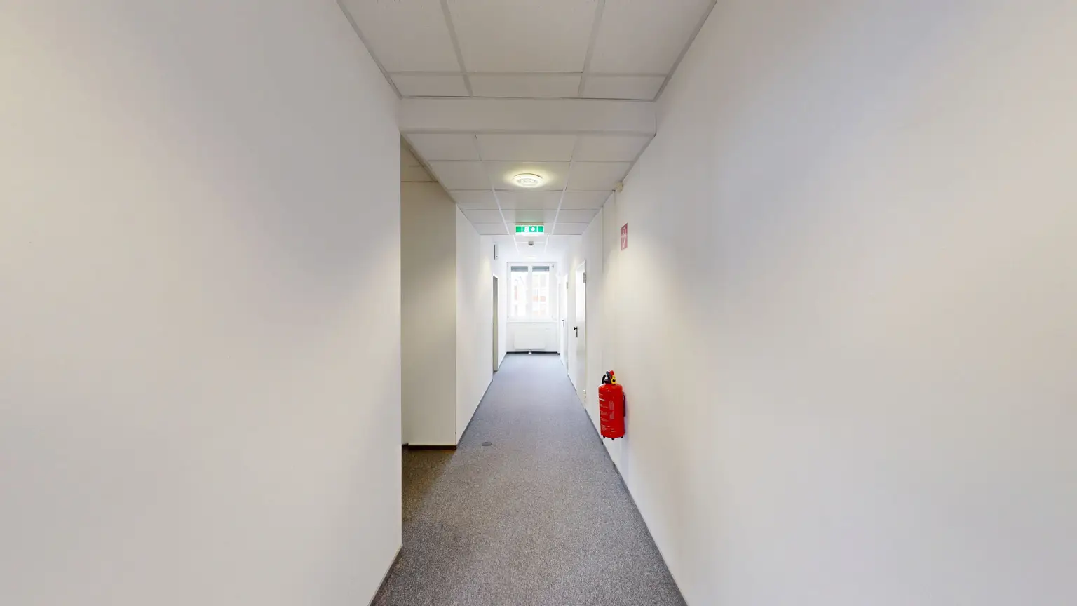 Helle Büroflächen mit Entwicklungspotenzial _ Erweiterbar