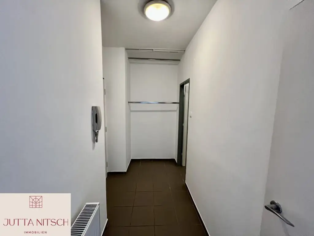 Ruhig gelegene Garconniere mit Balkon in HTL-Nähe - Mödling