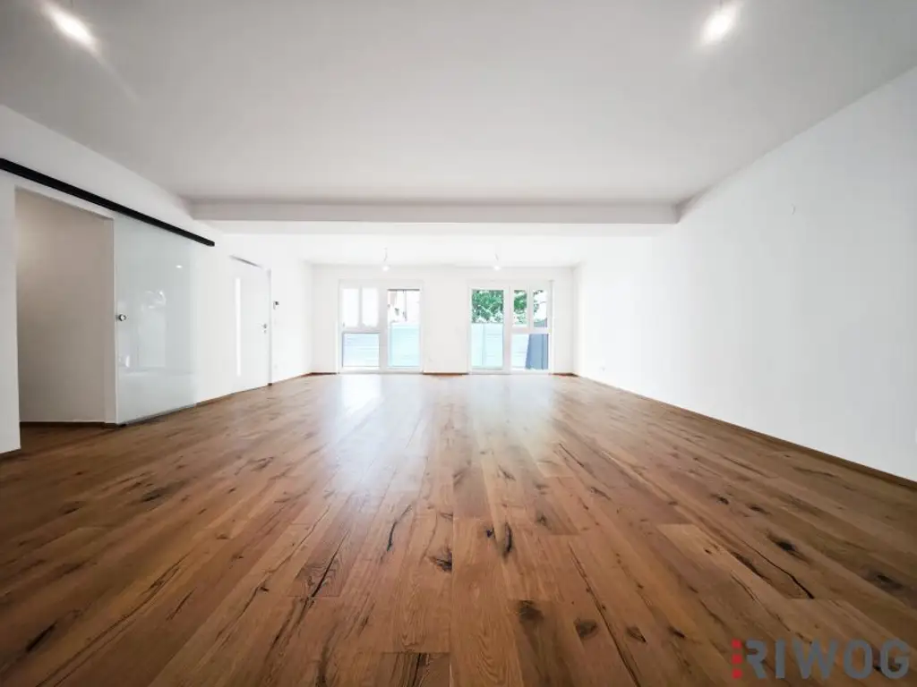 Wohnen, Büro oder Kombo | Erstbezug Townhouse mit Eigengarten | Ruhige Innenhoflage