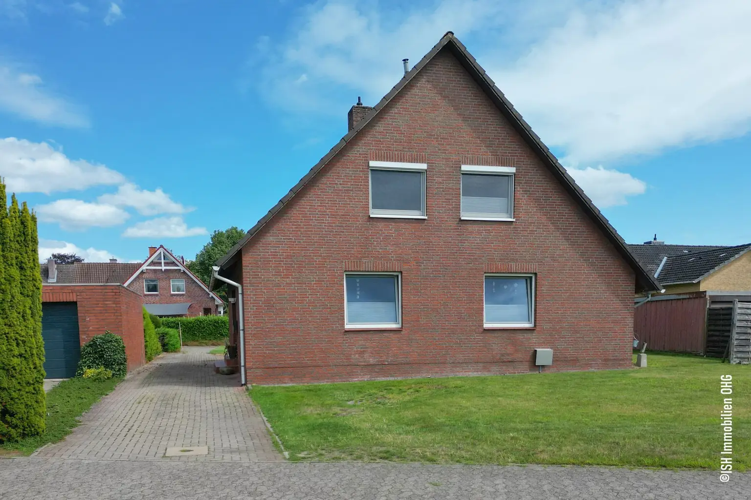 Straßenansicht