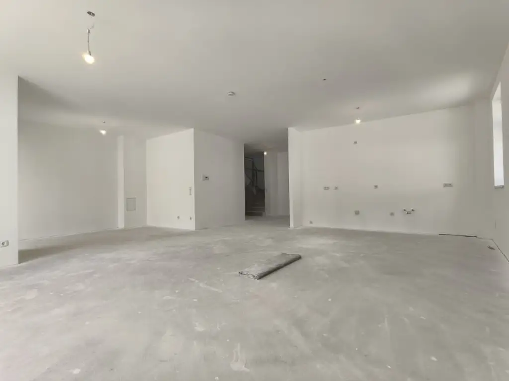 WOHNEN AM TOR ZUR NATUR – UND DOCH GANZ NAH AN WIEN - EXKLUSIVES TOWNHAUS AUF EIGENGRUND IN WEIDLING