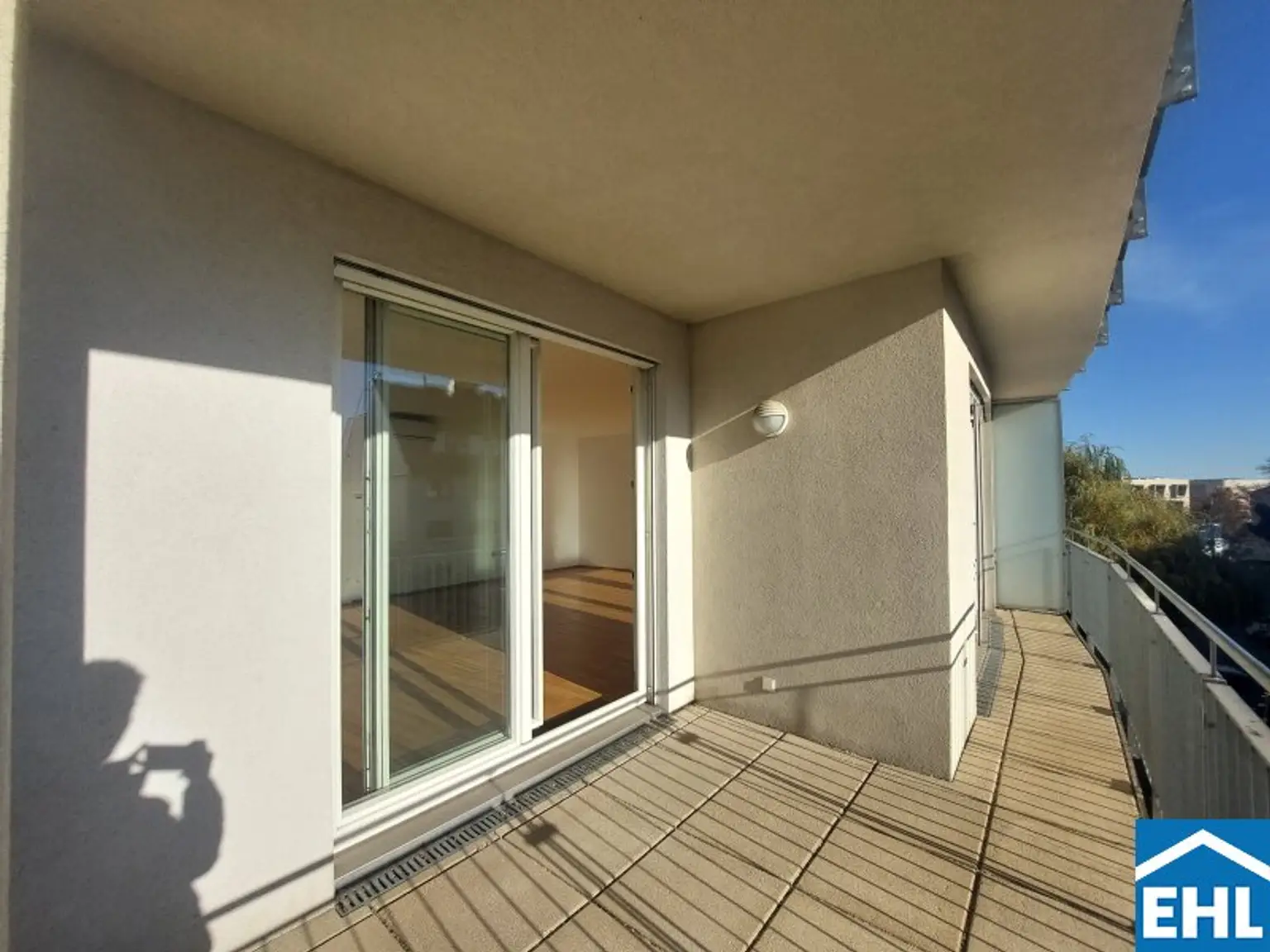 Großzügige 4 Zimmerwohnung mit Freiflächen am Kaasgraben