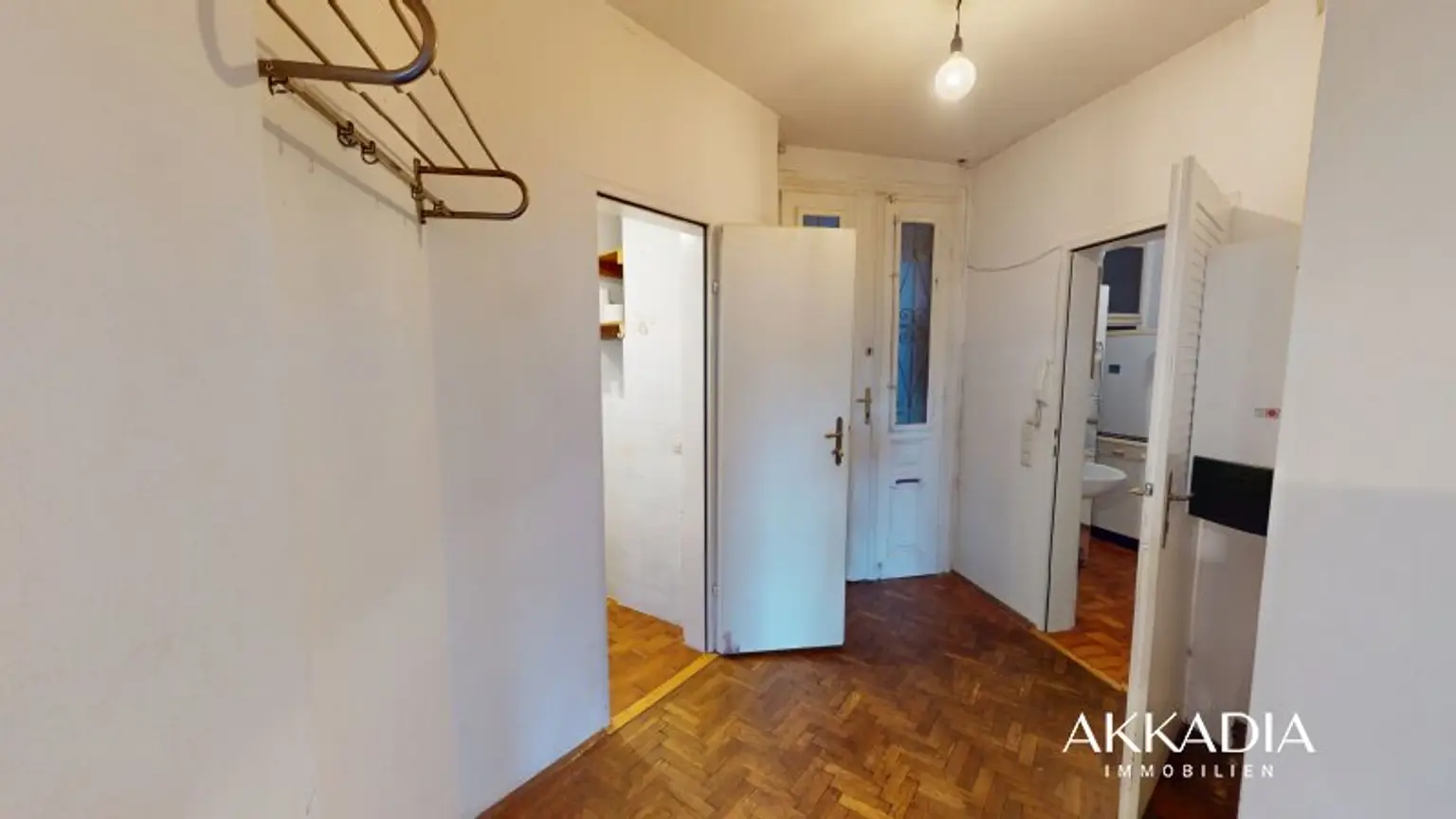 Lichtdurchflutete Altbauwohnung nahe künftiger U5