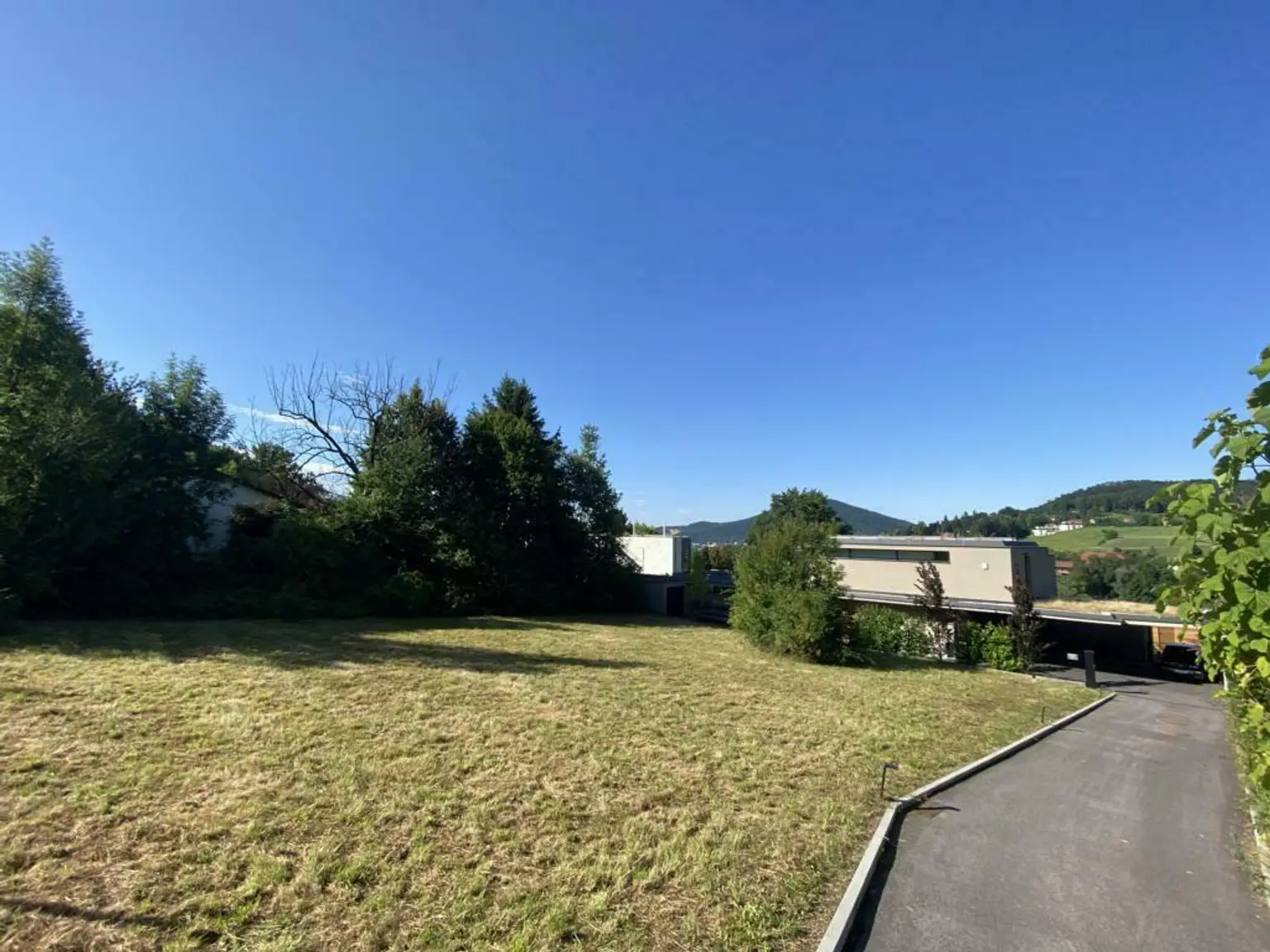 Graz - Andritz - Attraktives Baugrundstück – Ruhige Lage mit idealer Besonnung | Graz - Andritz: Attractive Building Plot – Quiet Location with Ideal Sun Exposure