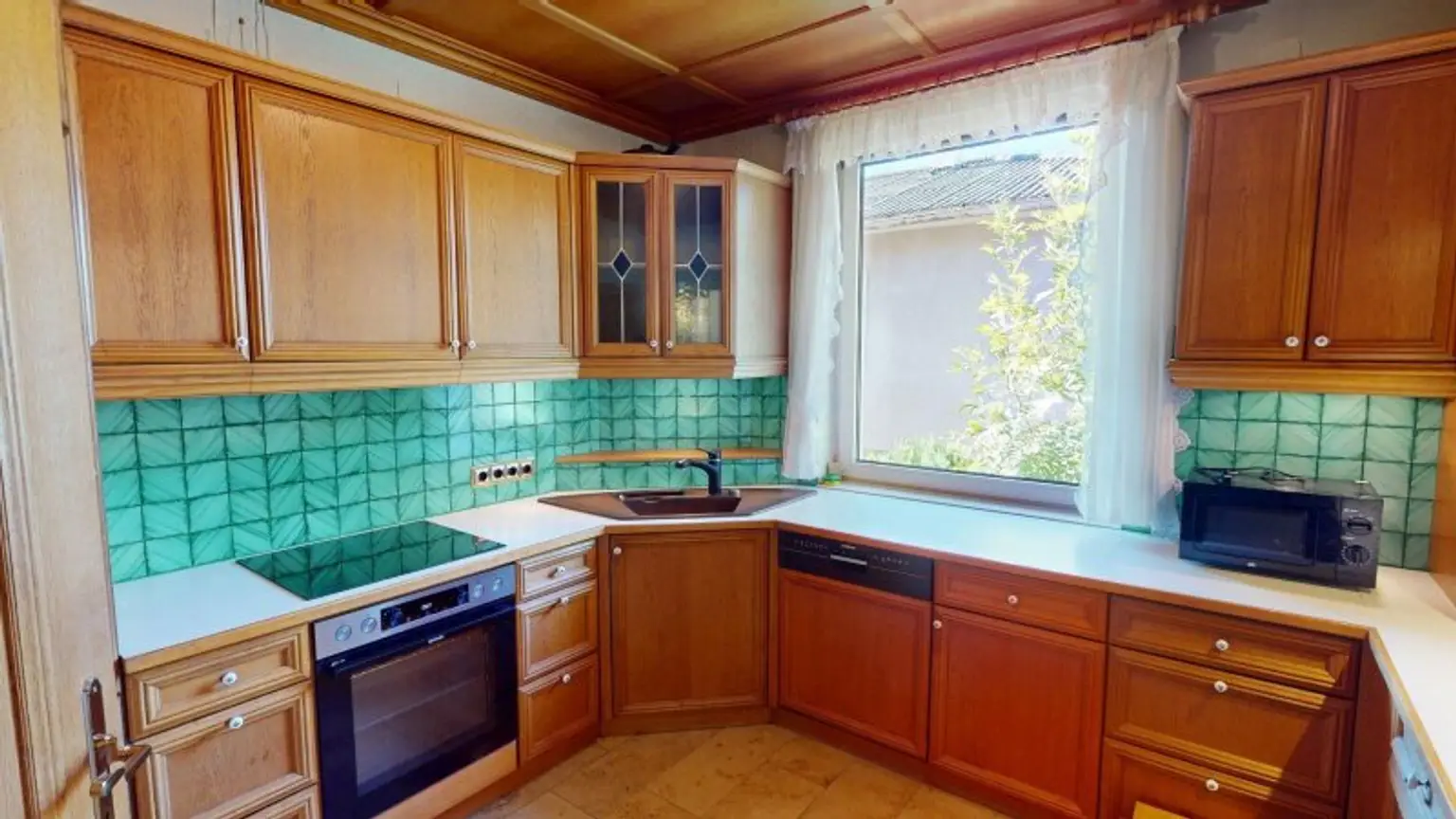 Einfamilienhaus in ruhiger Siedlungslage mit großem Garten (Pachtgrund)