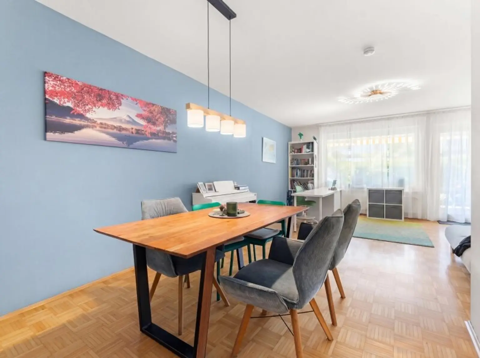 Schönes, sonniges und ruhiges Reihenhaus mit 142,00m² Nfl. und 102m² Eigengrund plus Carport und PKW-Stellplatz in Feschnig