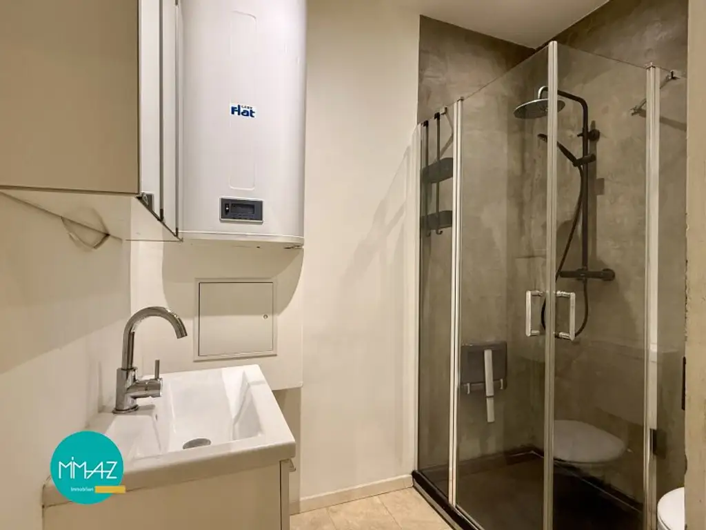 Urban & ruhig zugleich! Helle 2-Zimmerwohnung mit Altbauflair & 3-Meter-Raumhöhe! Sehr gute Infrastruktur!