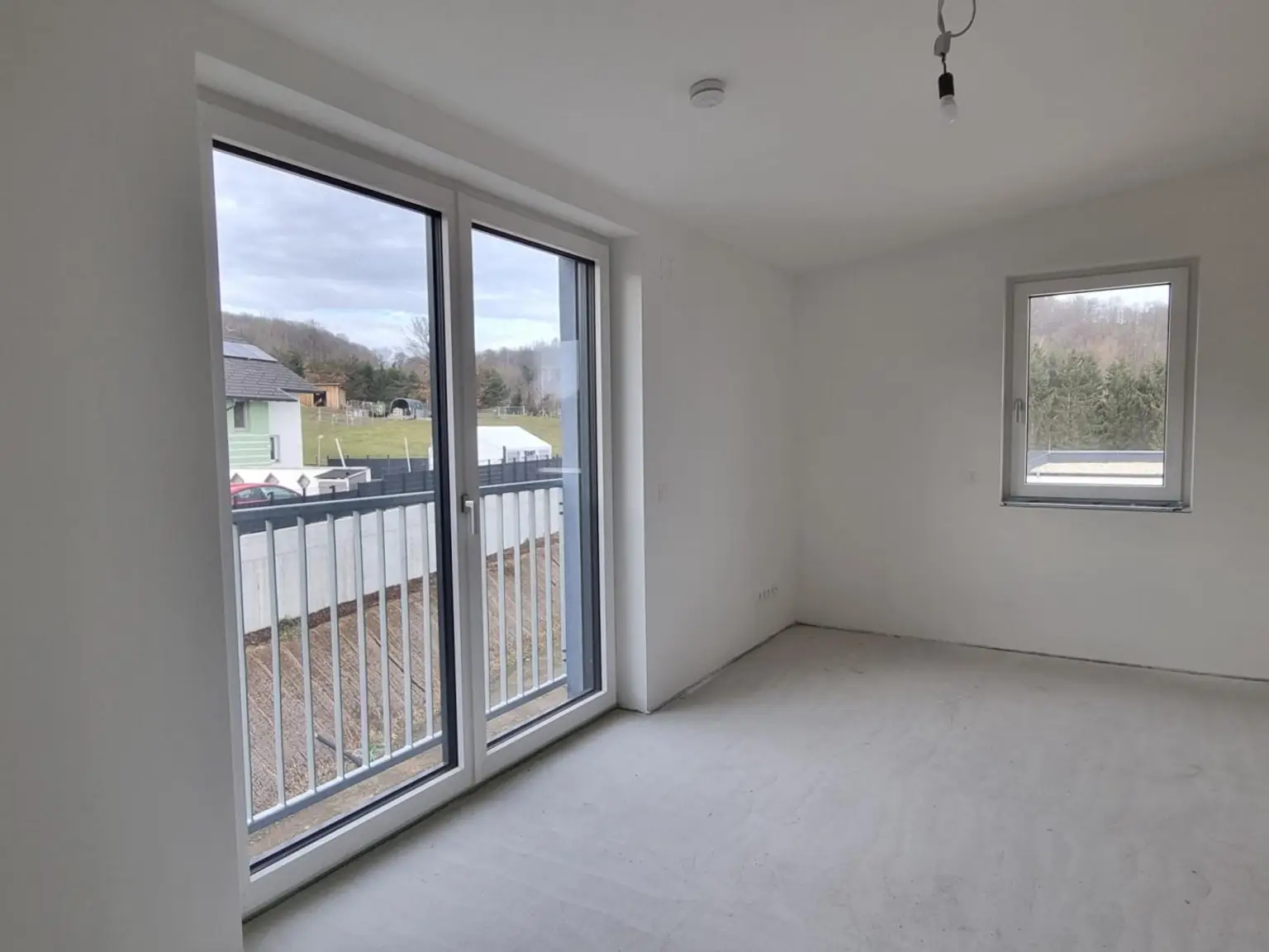 4-ZIMMER NEUBAUWOHNUNG IN SONNIGER RUHELAGE