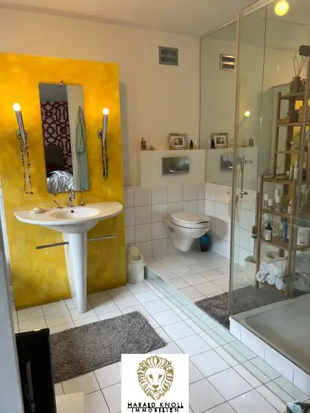 Charmantes Einfamilienhaus mit zwei Gärten und Panoramablick in Aldrans