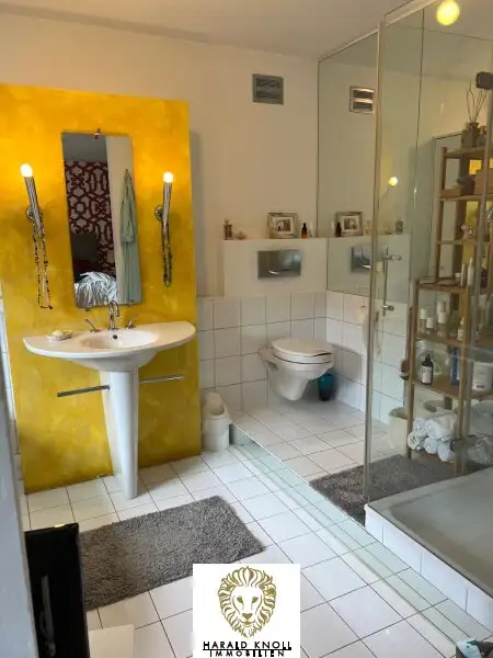 Charmantes Einfamilienhaus mit zwei Gärten und Panoramablick in Aldrans