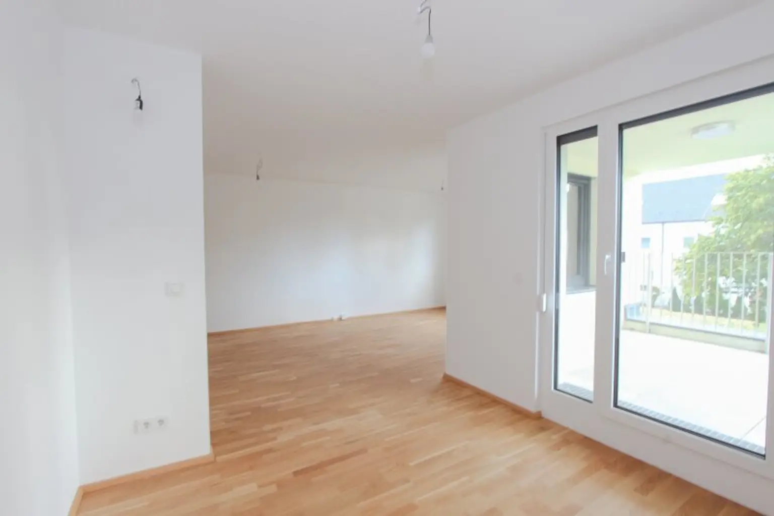 Entzückende 2-Zimmer Wohnung mit Balkon an der Lobau!