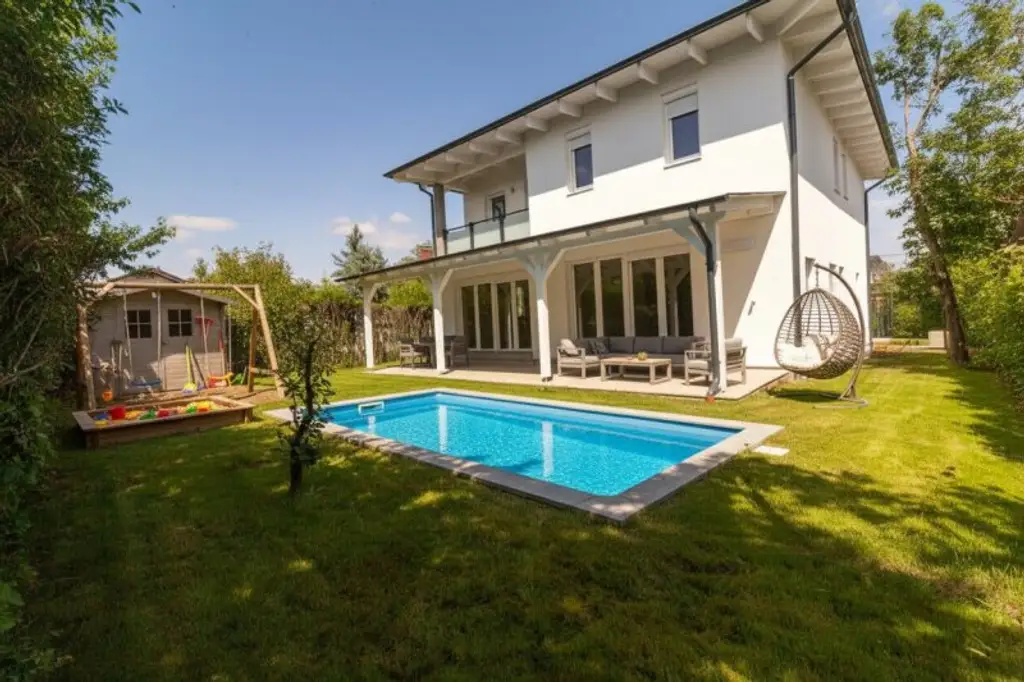 NEU & EXKLUSIV: Ihr Traumhaus in Seyring – Erstbezug mit Gartenparadies & 6 Zimmern! * 👉 Jetzt besichtigen & verlieben