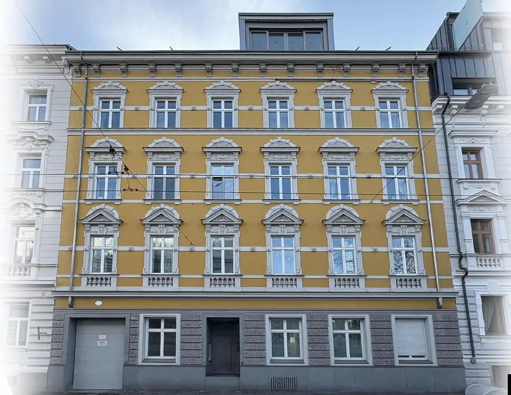 LINZ Innenstadt: Zinshaus: 8 Traumwohnungen in Jahrhundertwendehaus