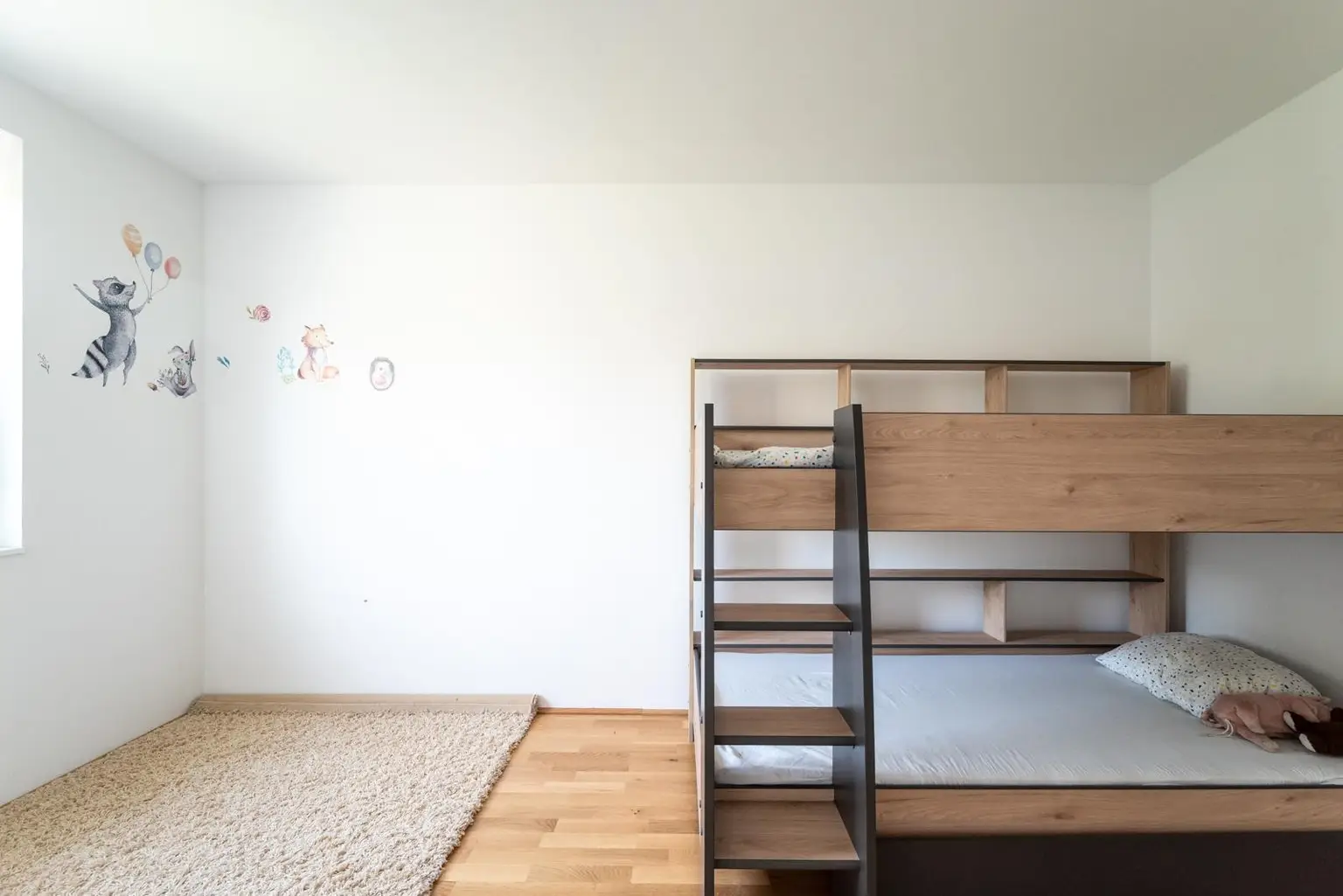 "Tolle Lage, Tolles Haus - LOBAU inkl. Autoabstellplatz"